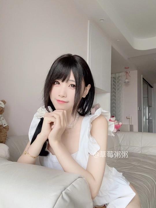 十万口草莓粥粥 – 舰长写真&视频合集【持续更新中】 十万口草莓粥粥 – 舰长写真&视频合集【持续更新中】