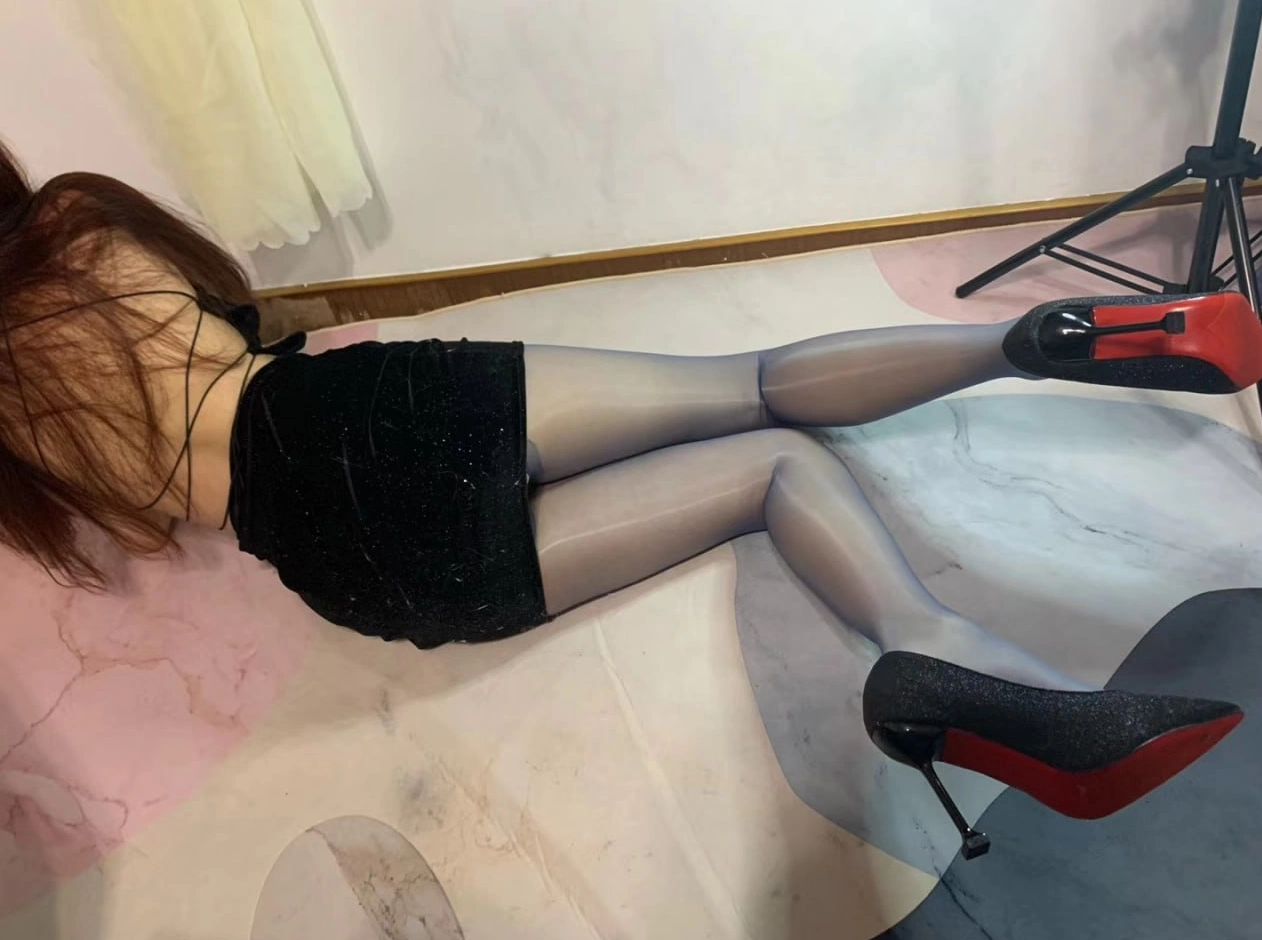 提袜少女 – 微密圈写真合集【持续更新中】-2 提袜少女 – 微密圈写真合集【持续更新中】-2